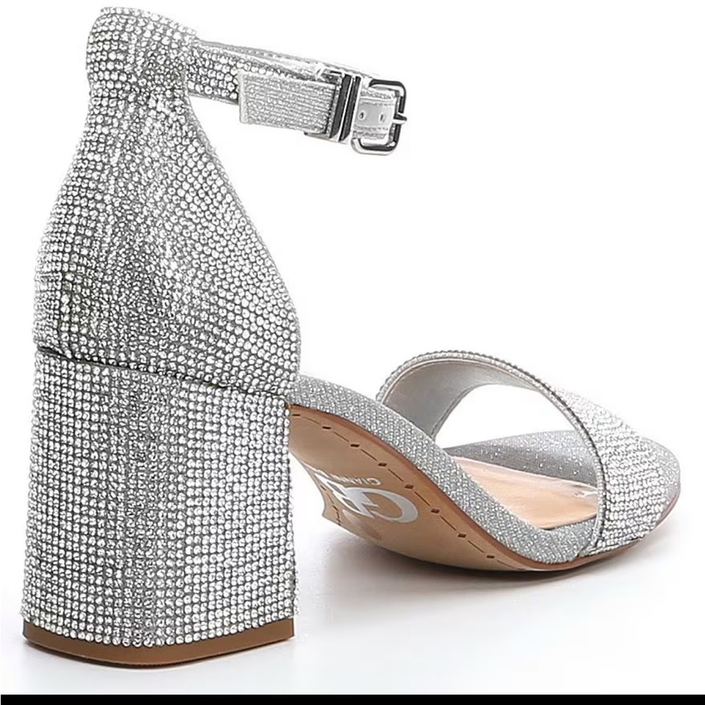 Elegant Silver Block Heel Sandals - Picture 2 of 12